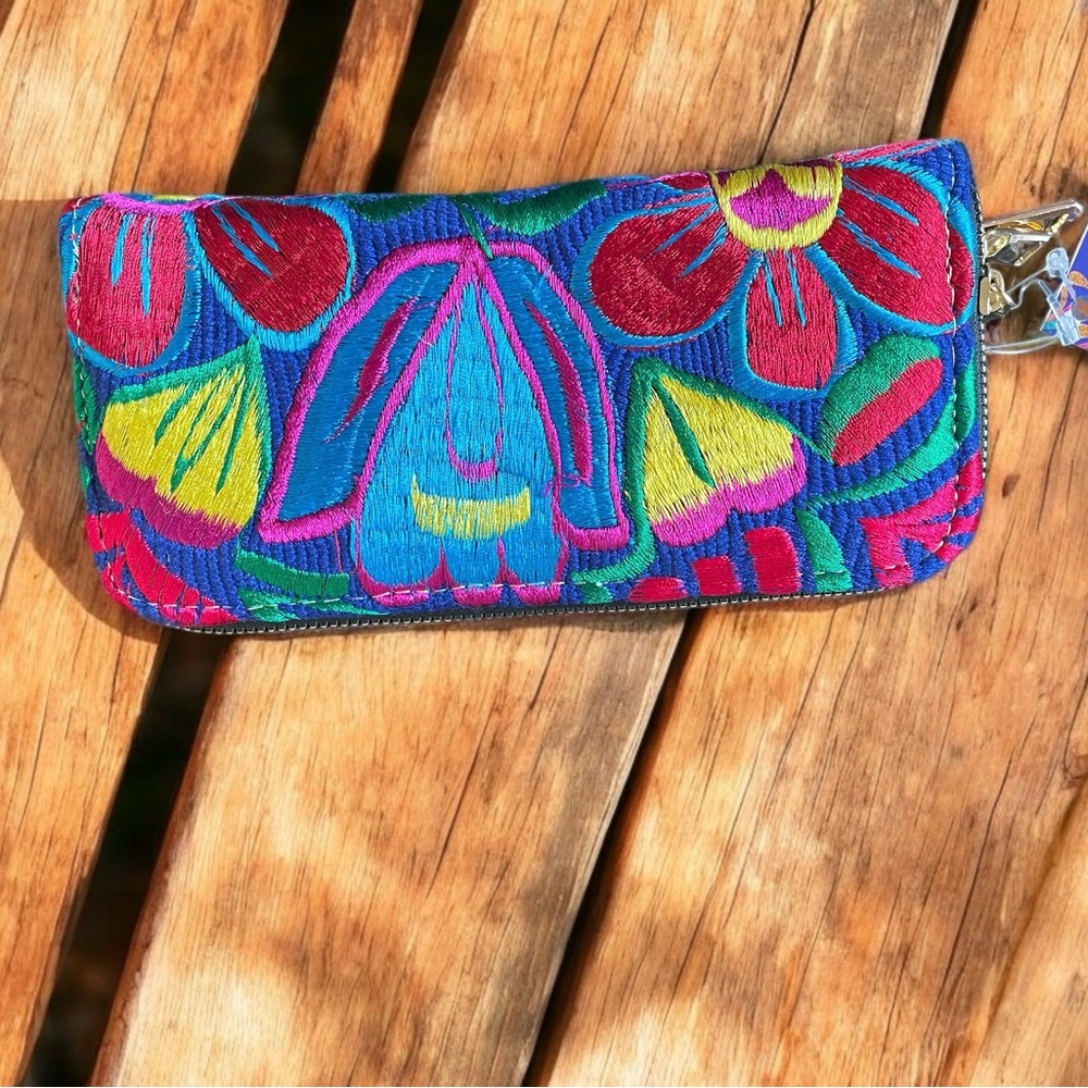 Women’s Wallet, Embroidered Wallet, black wallet, Cowhide wallet